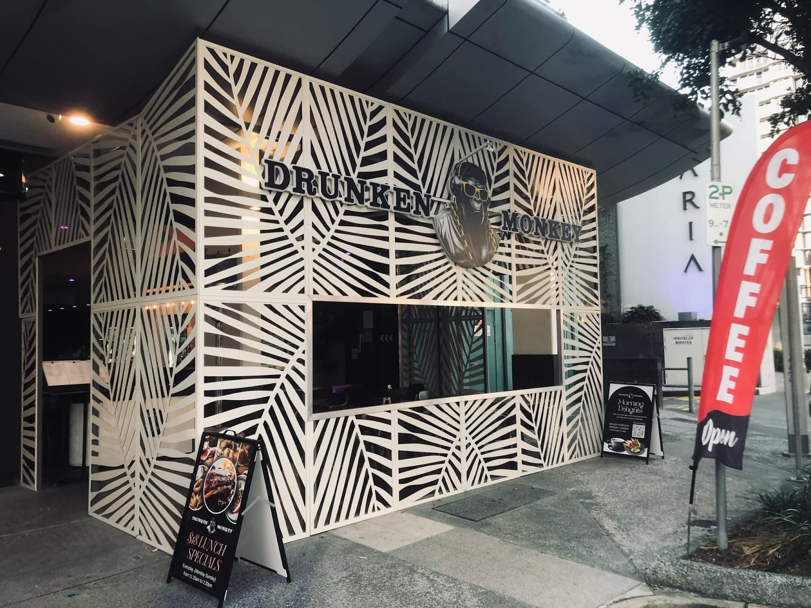 Drunken Monkey Cafe Bar & Restaurant Broadbeach — Broadbeach, Gold Coast