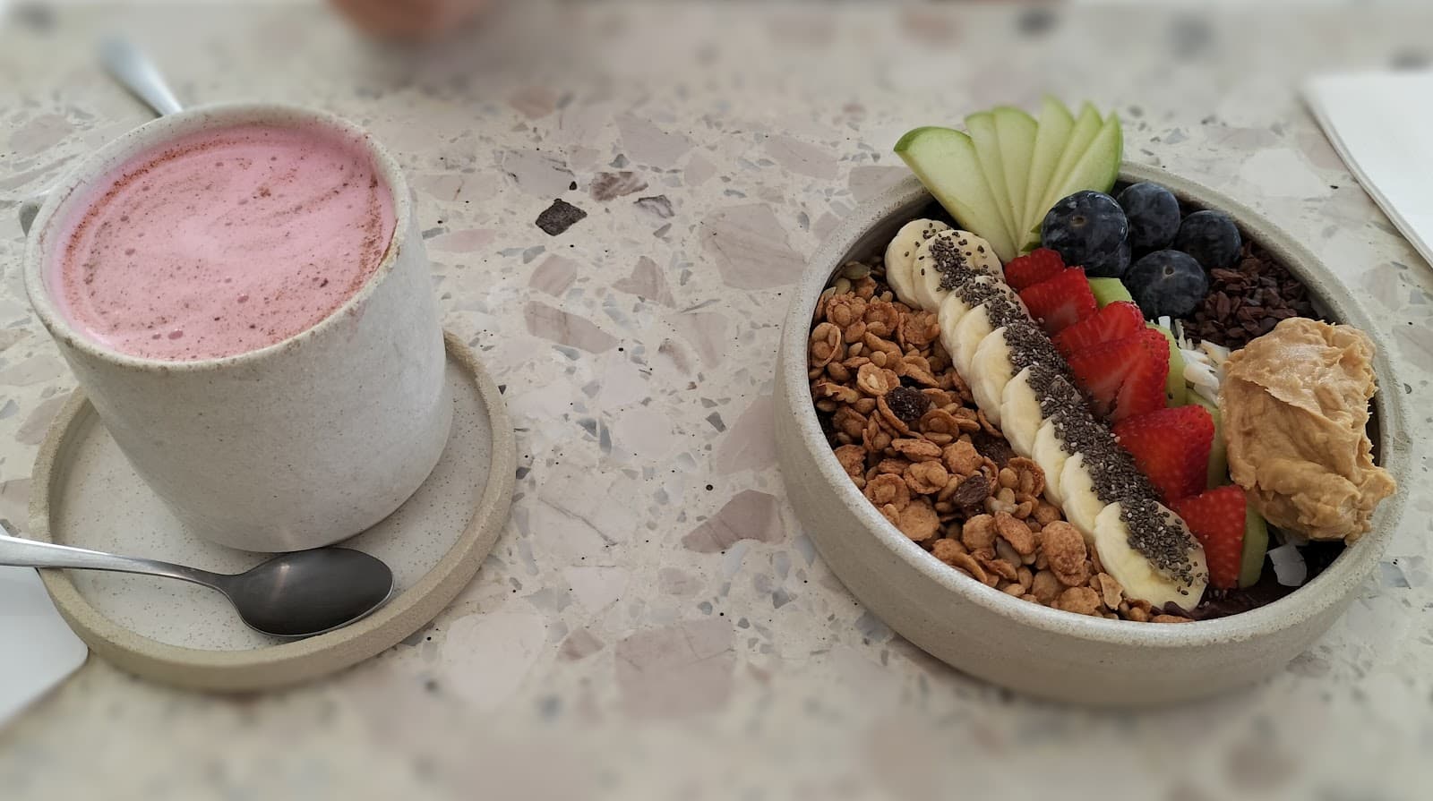 Palm Springs Burleigh — Palm Beach, Gold Coast