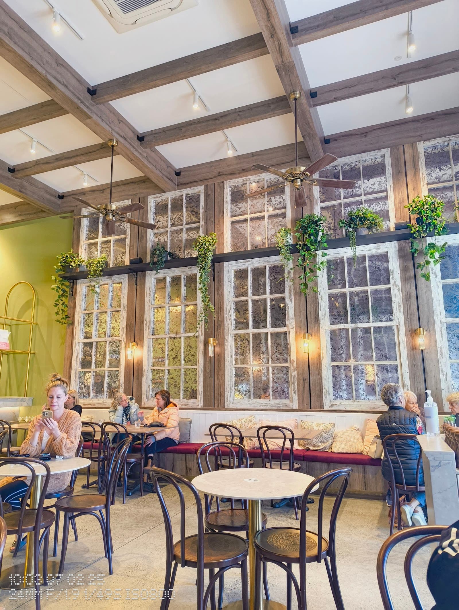 Metro Coffee Burleigh — Burleigh Heads, Gold Coast