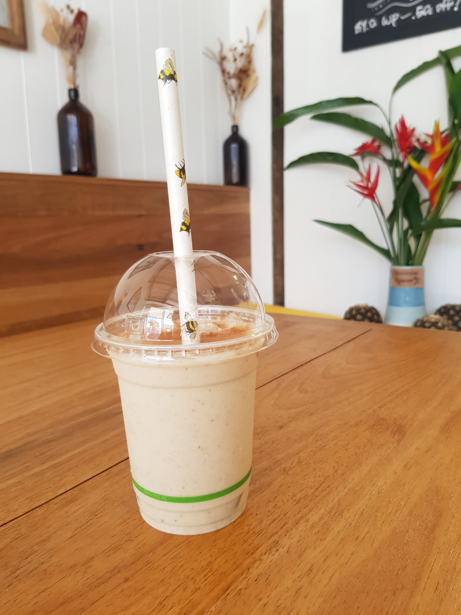 Switchfoot Cafe Coolangatta — Coolangatta, Gold Coast