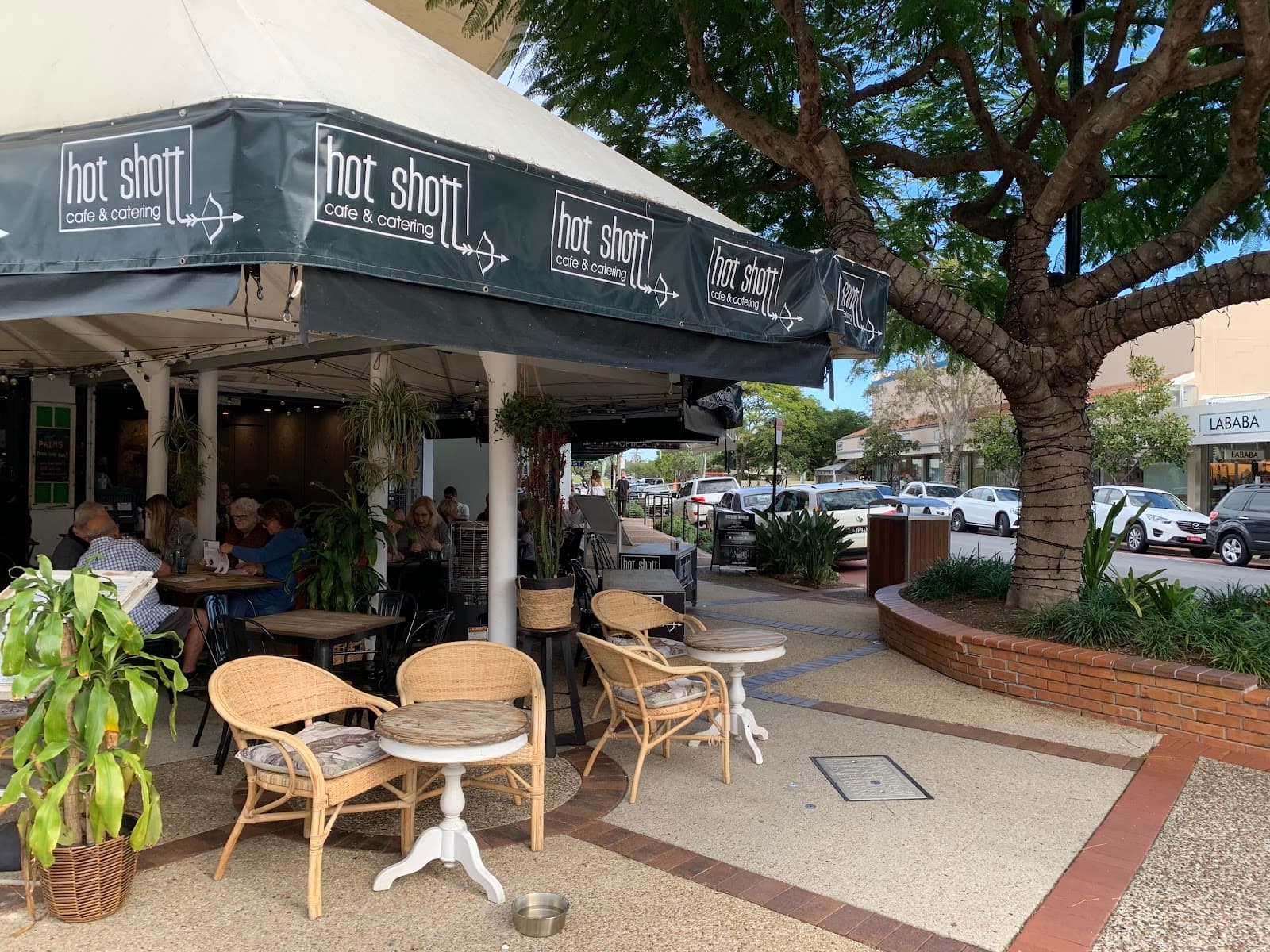 Hot Shott — Main Beach, Gold Coast