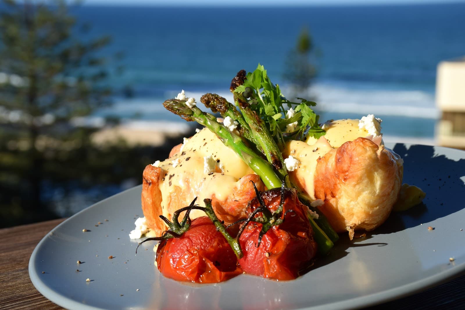 Hot Shott — Main Beach, Gold Coast