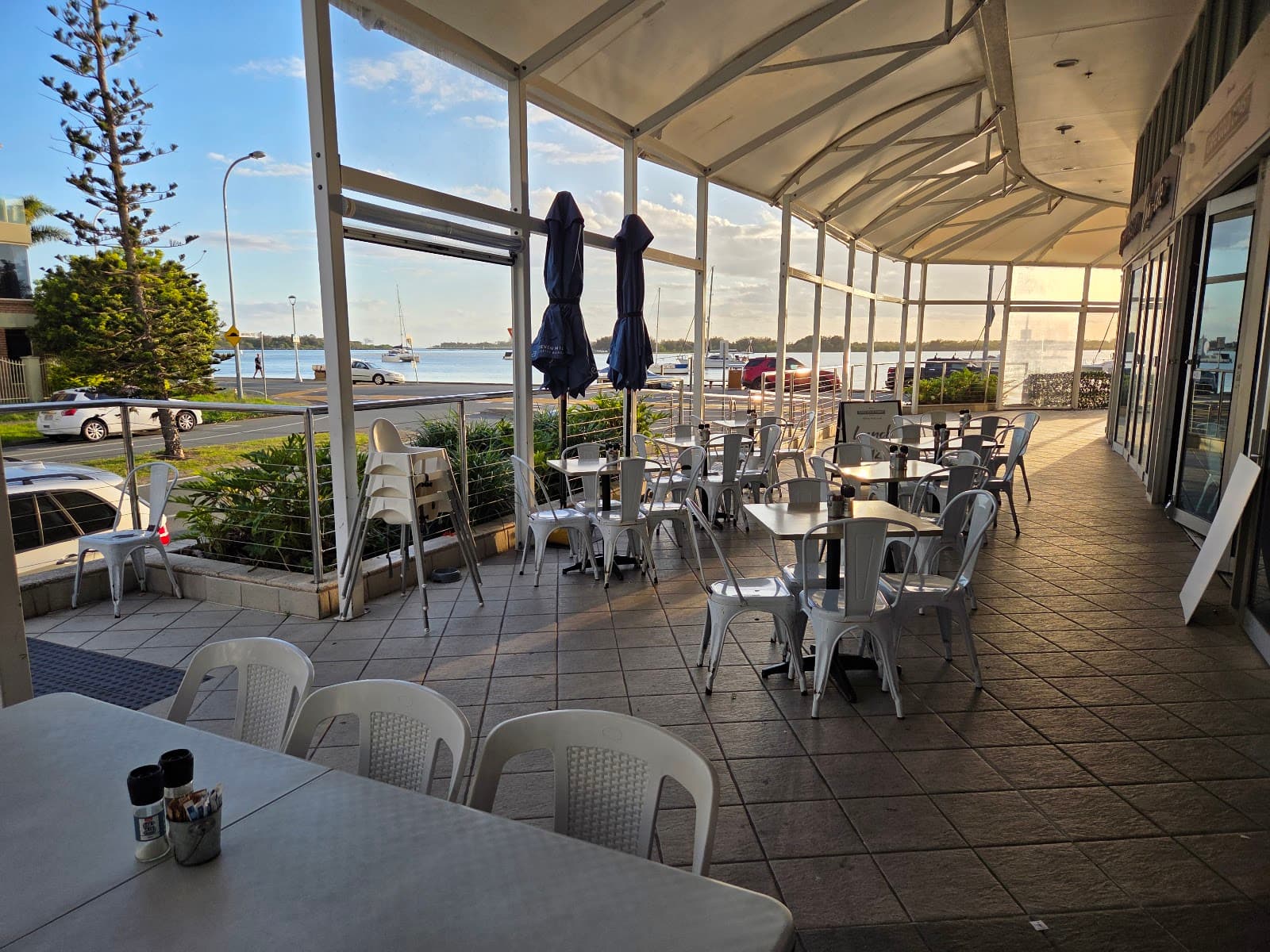 Cafe Gold Coast — Main Beach, Gold Coast