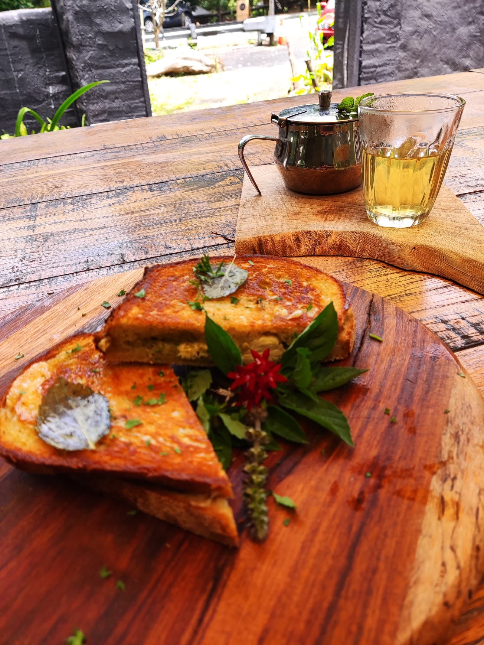 Currumbin Valley Rock Pool Cafe and Store — Currumbin, Gold Coast