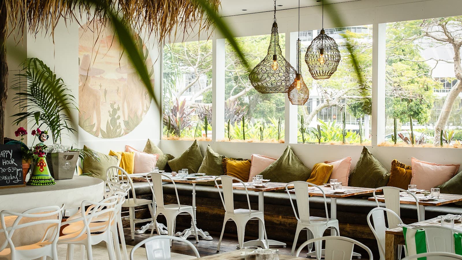NUDE AMIGOS BROADBEACH — Broadbeach, Gold Coast