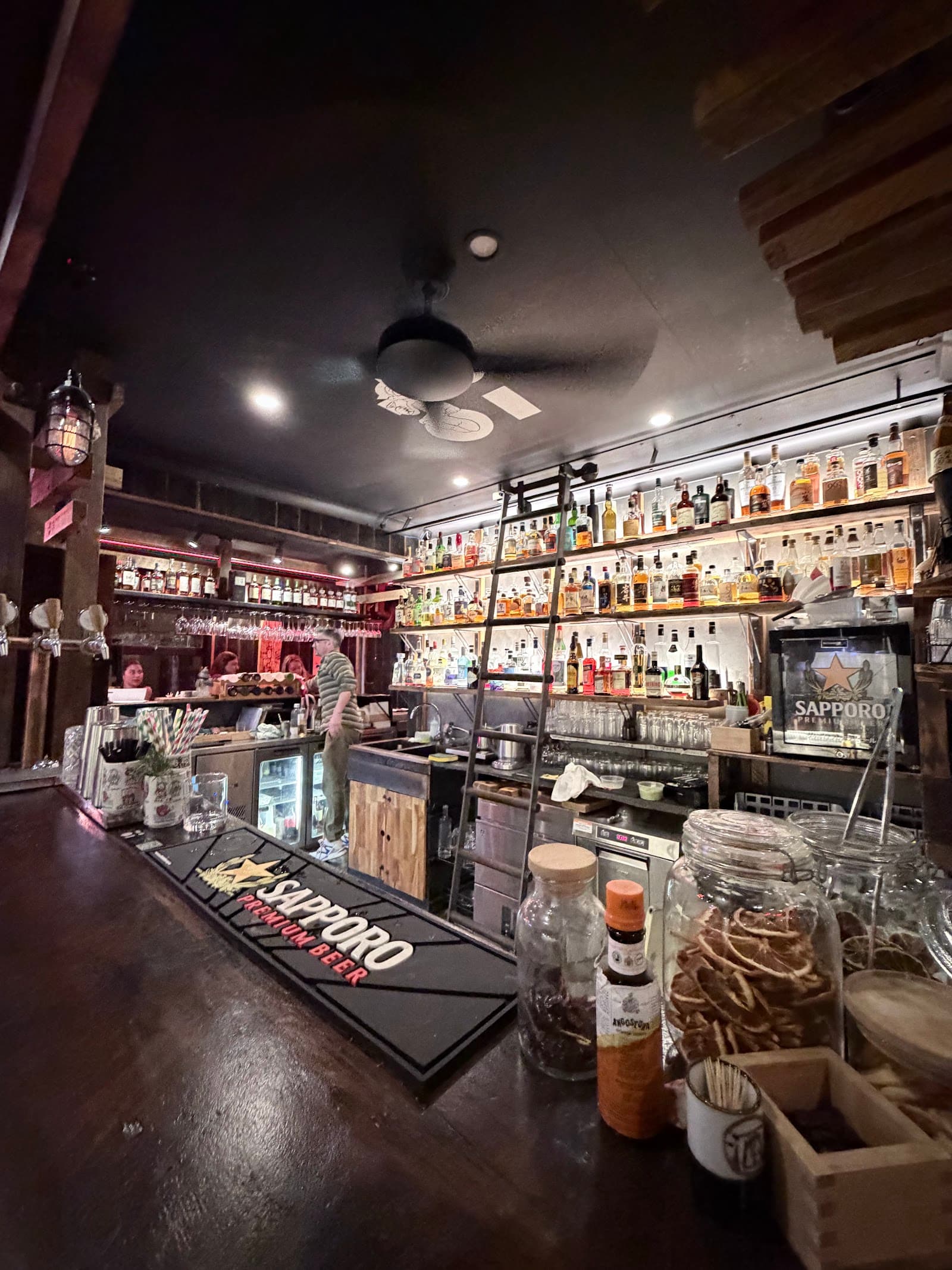Oi Izakaya — Burleigh Heads, Gold Coast