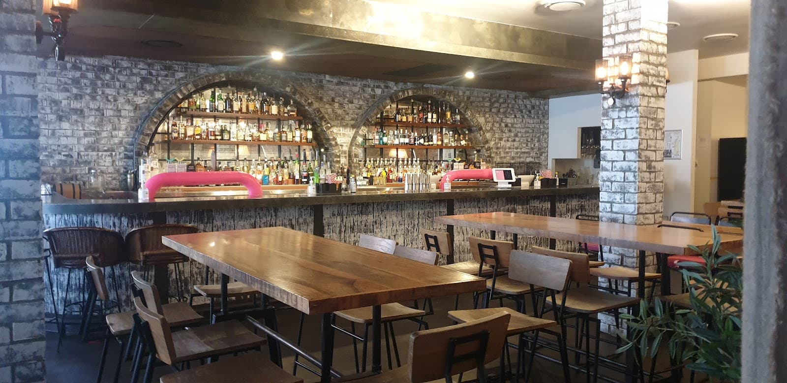 Pink Monkey Bar & Grill — Palm Beach, Gold Coast