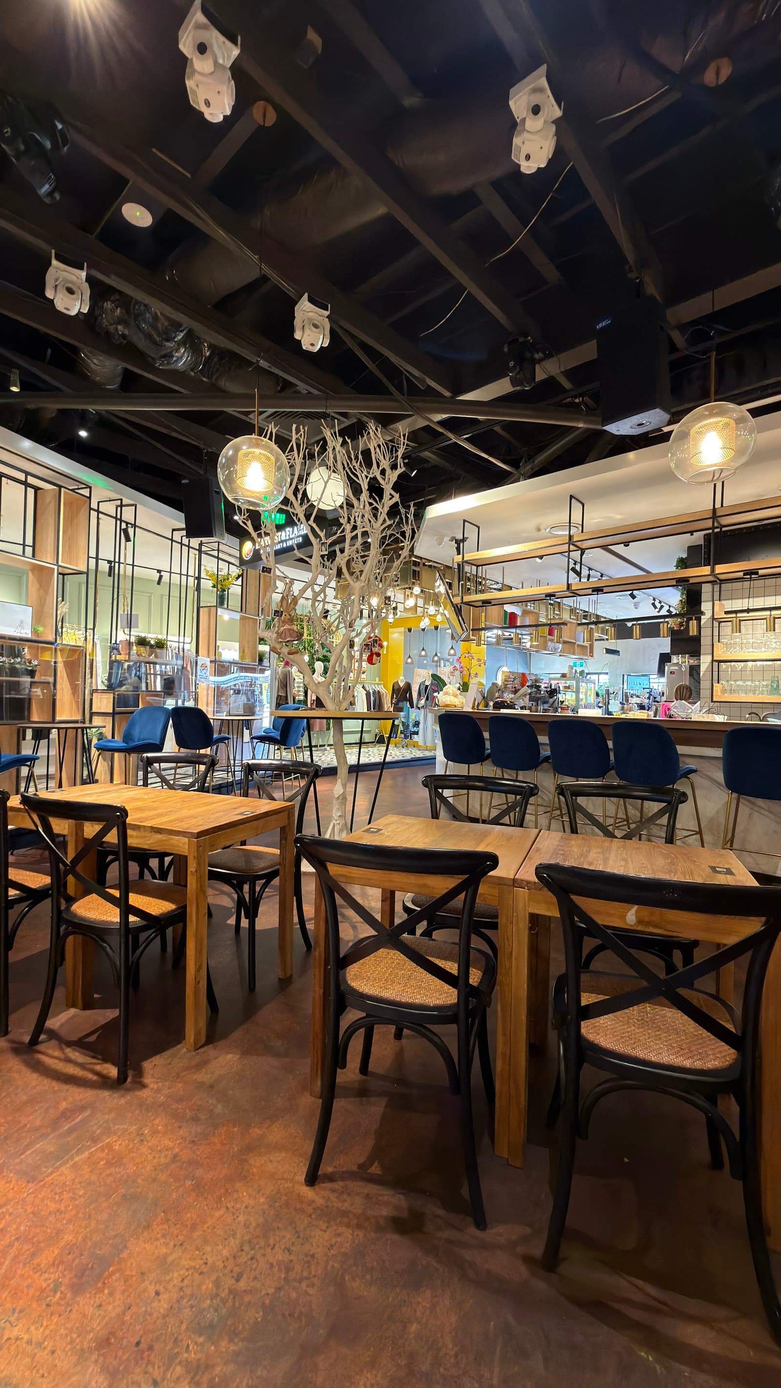 Harvest & Flame restaurant — Southport, Gold Coast