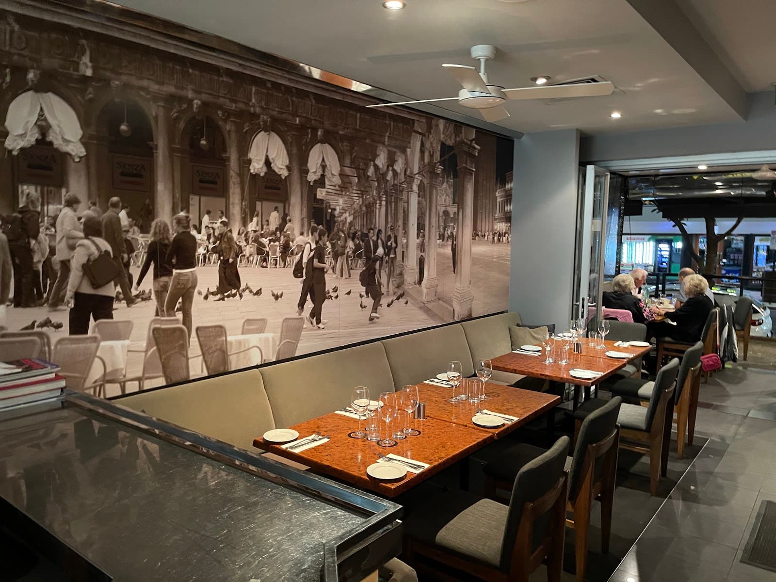 Senza Nome Italian Restaurant — Main Beach, Gold Coast