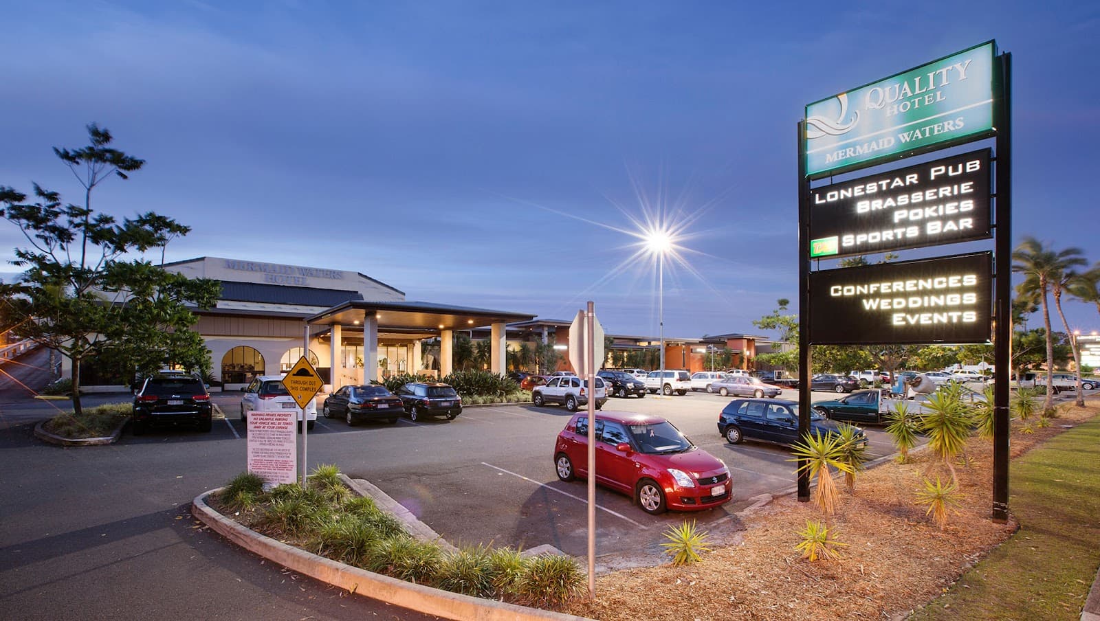 Mermaid Waters Hotel — Mermaid Beach, Gold Coast
