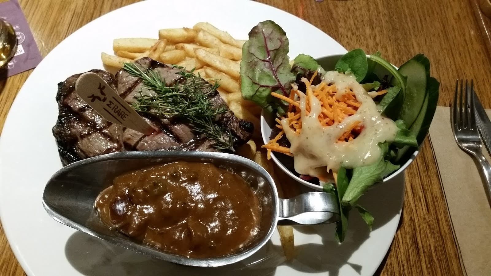 Alleys Restaurant at Currumbin RSL — Currumbin, Gold Coast