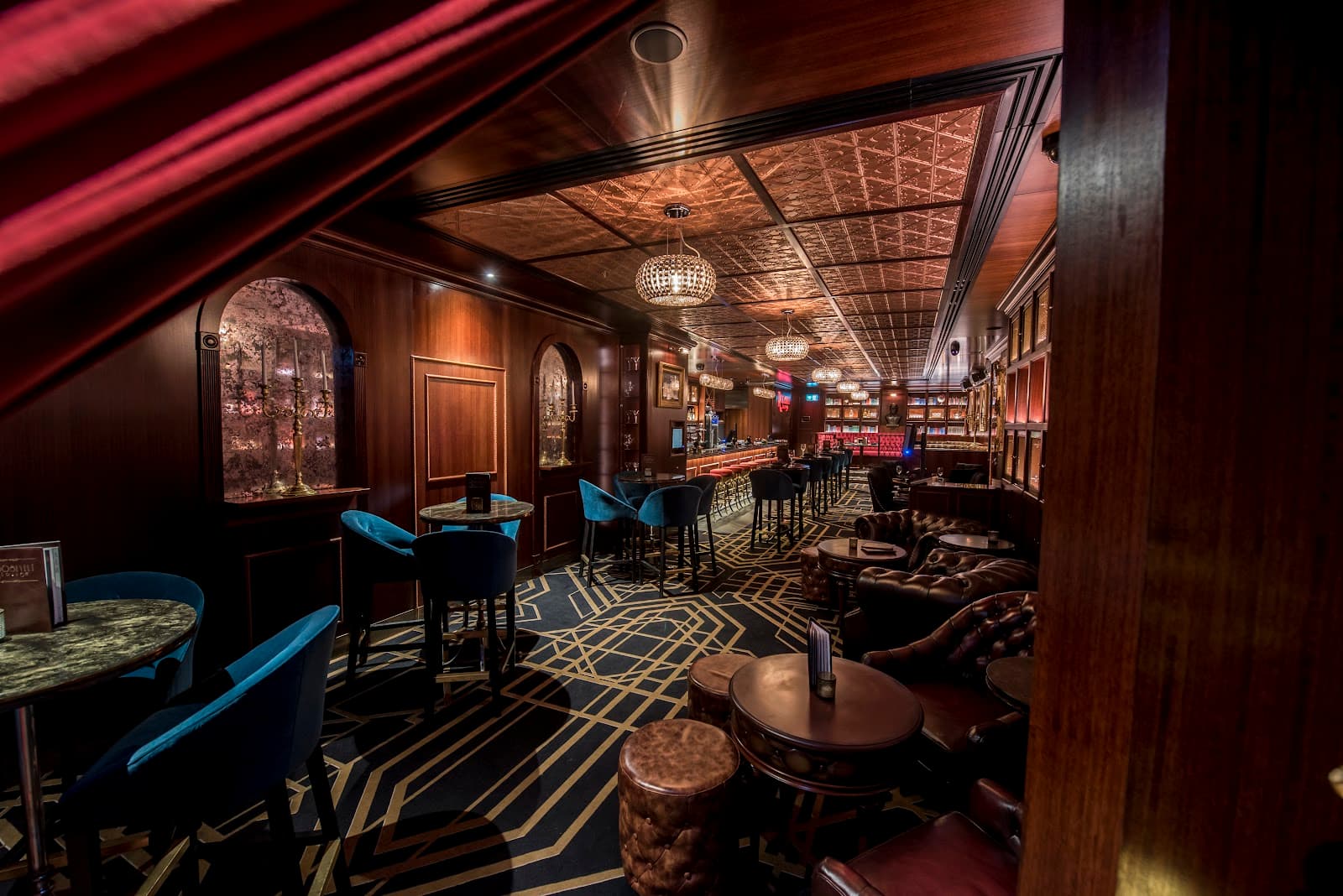 Roosevelt Lounge — Broadbeach, Gold Coast