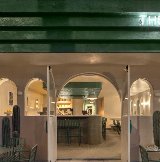The Malibu Racquet Club — Burleigh Heads, Gold Coast