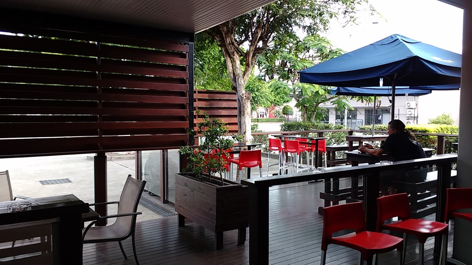 Currumbin Hotel — Currumbin, Gold Coast