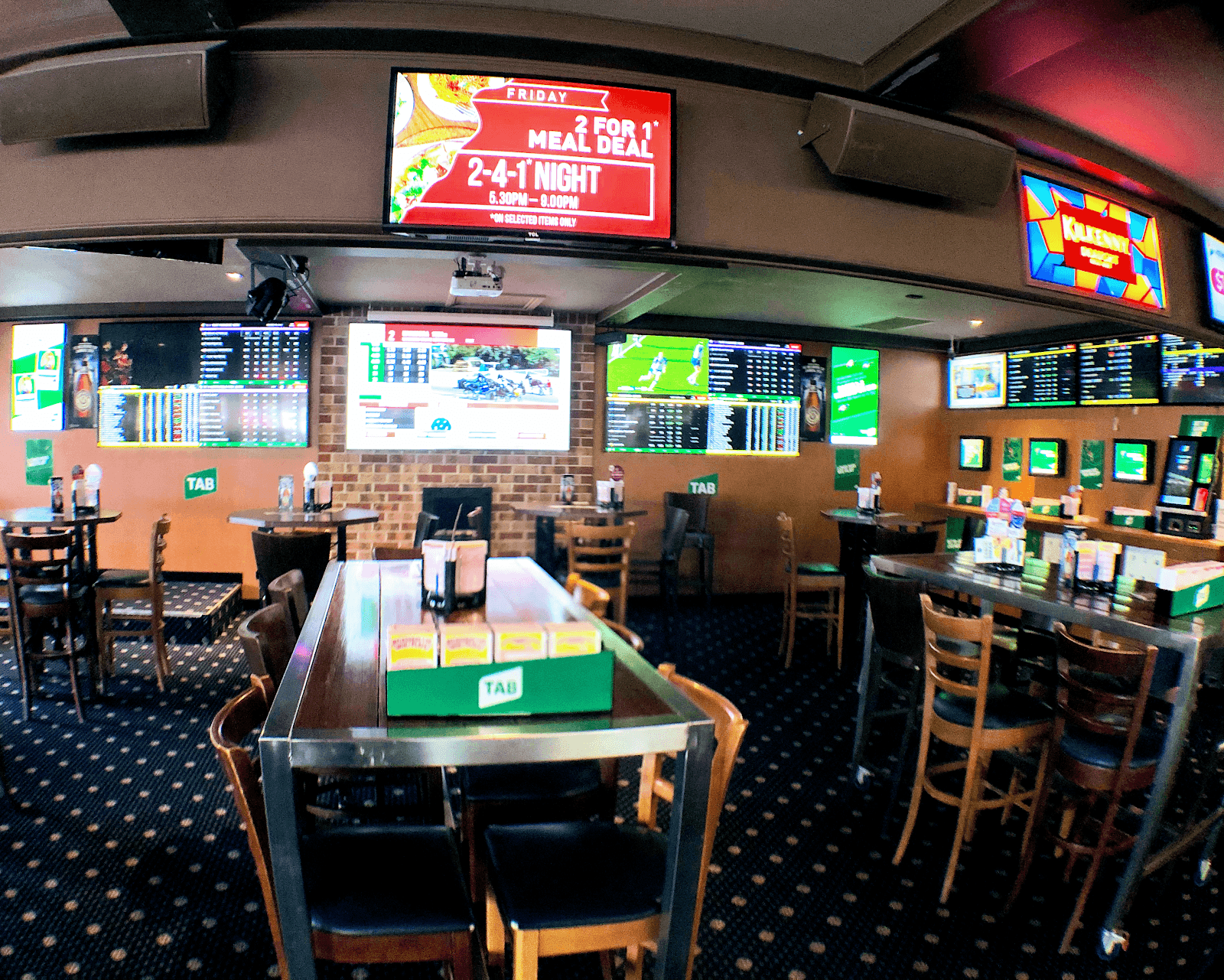 RQ'S Tavern — Robina, Gold Coast