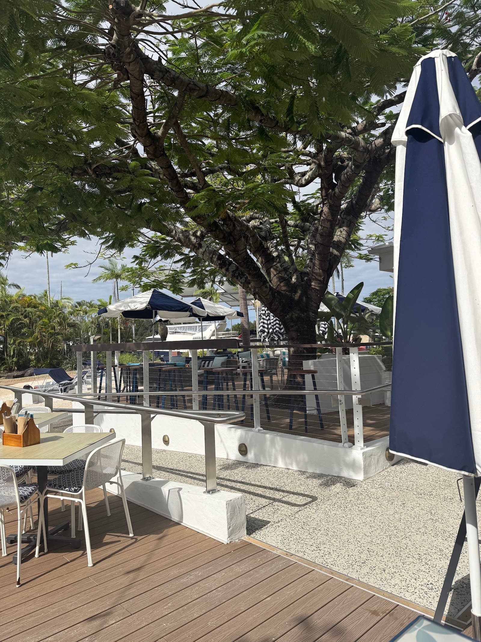 Lagoon Beach Club — Hope Island, Gold Coast