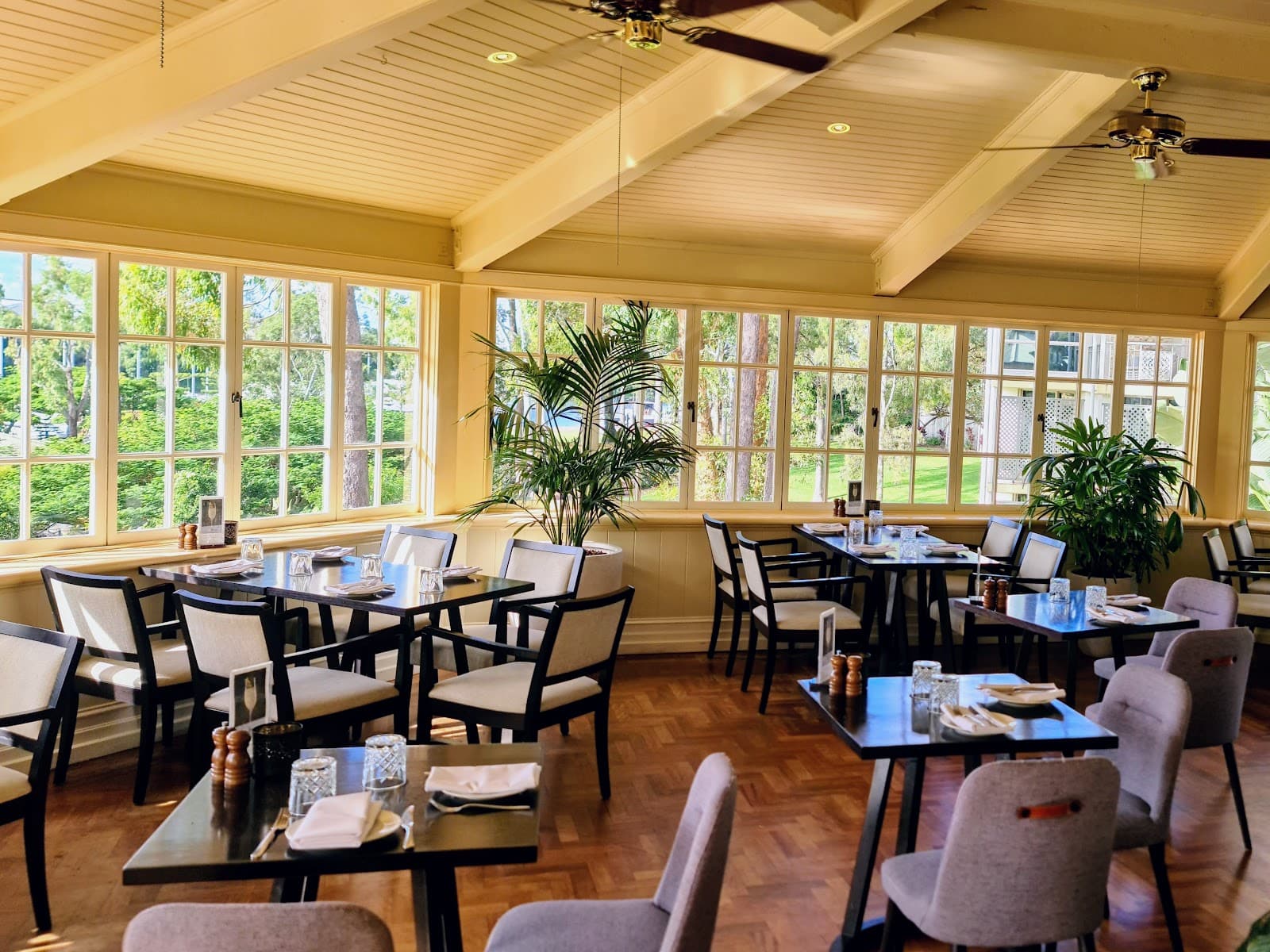 Verandah Restaurant & Bar — Hope Island, Gold Coast