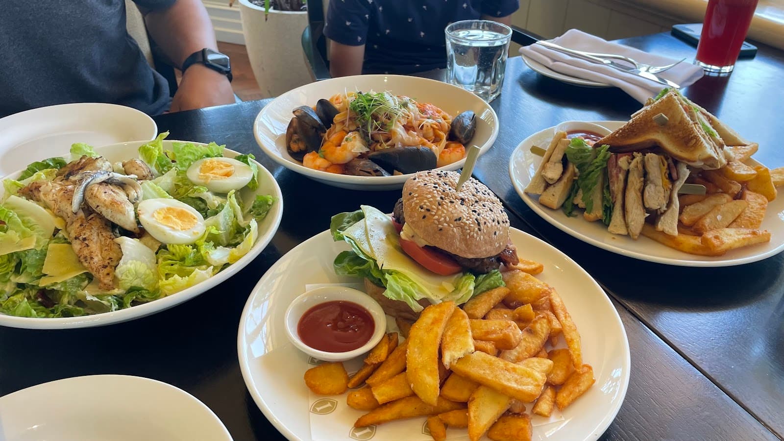Verandah Restaurant & Bar — Hope Island, Gold Coast