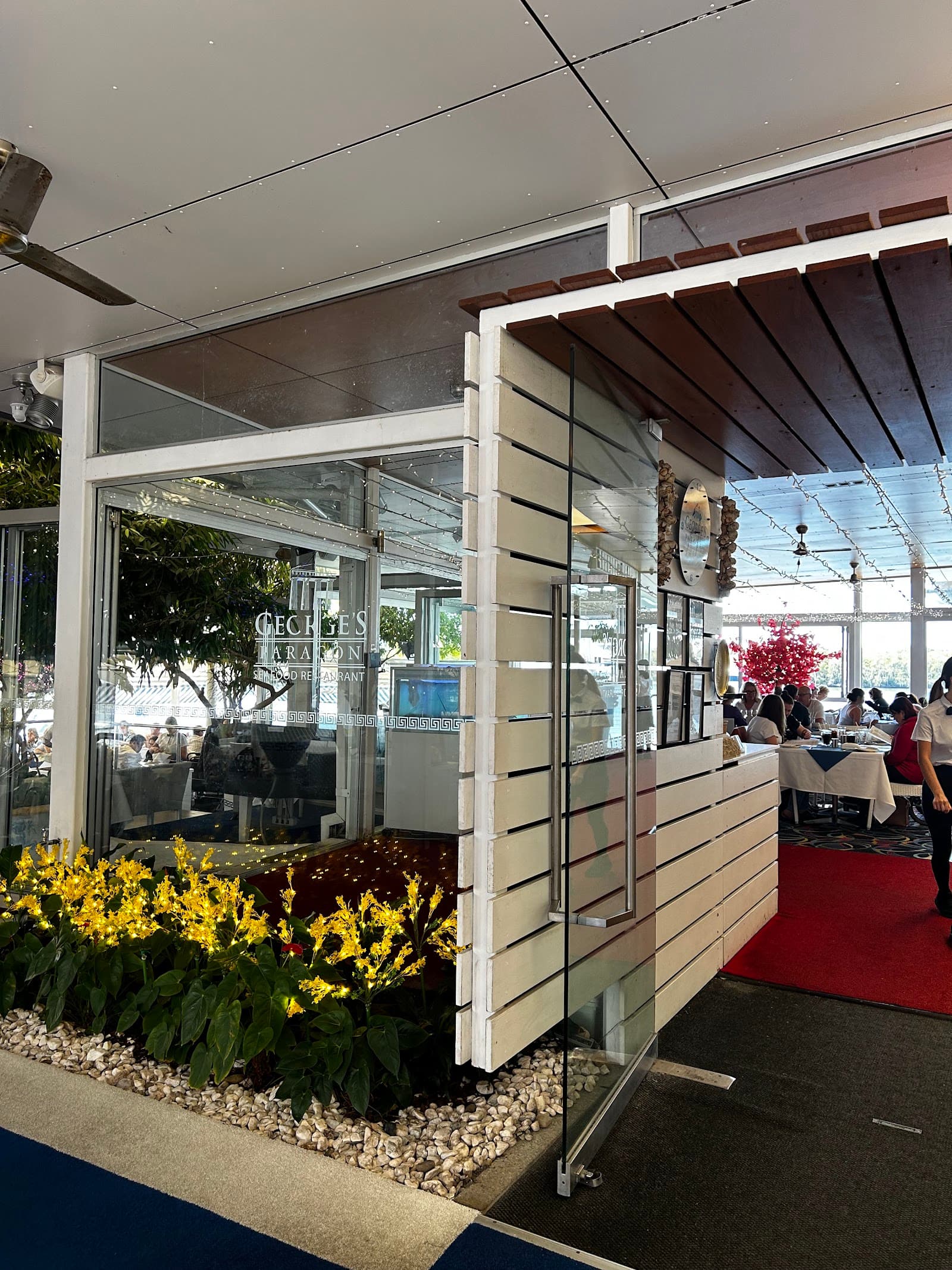 George’s Paragon Cocktail Bar & Cafe — Hope Island, Gold Coast