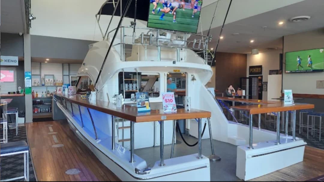 The Boathouse Tavern — Hope Island, Gold Coast