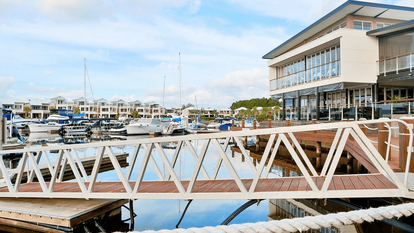 HarbourVue Tavern — Hope Island, Gold Coast