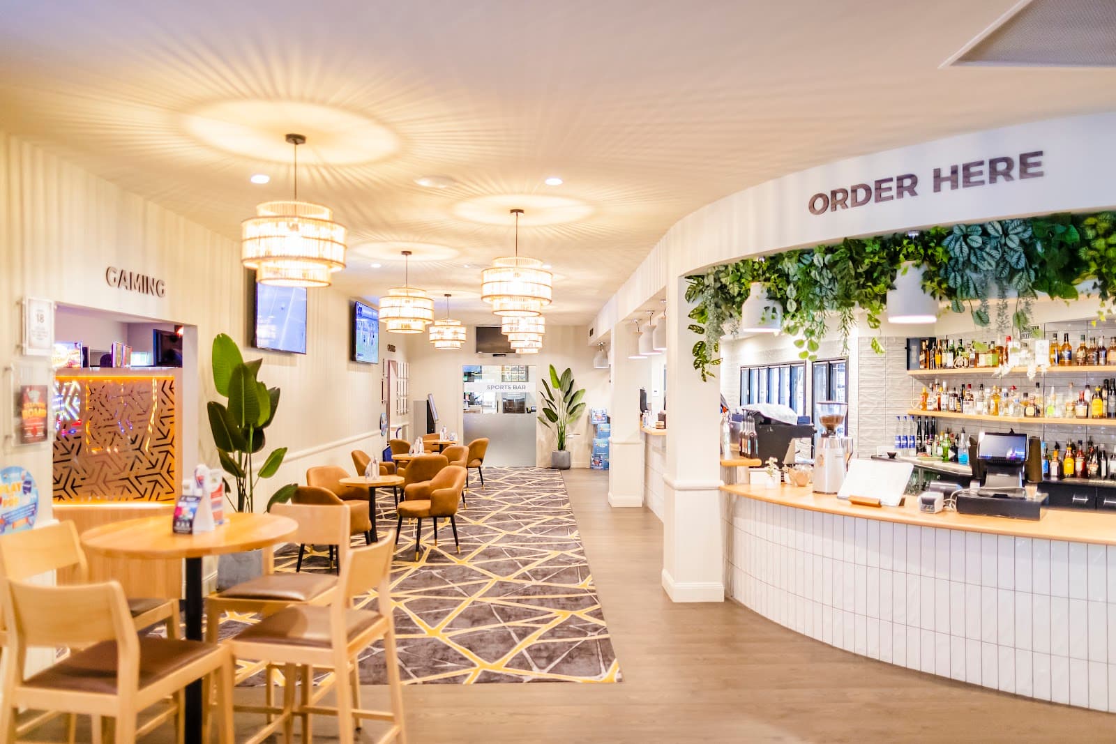 Treetops Tavern — Burleigh Heads, Gold Coast