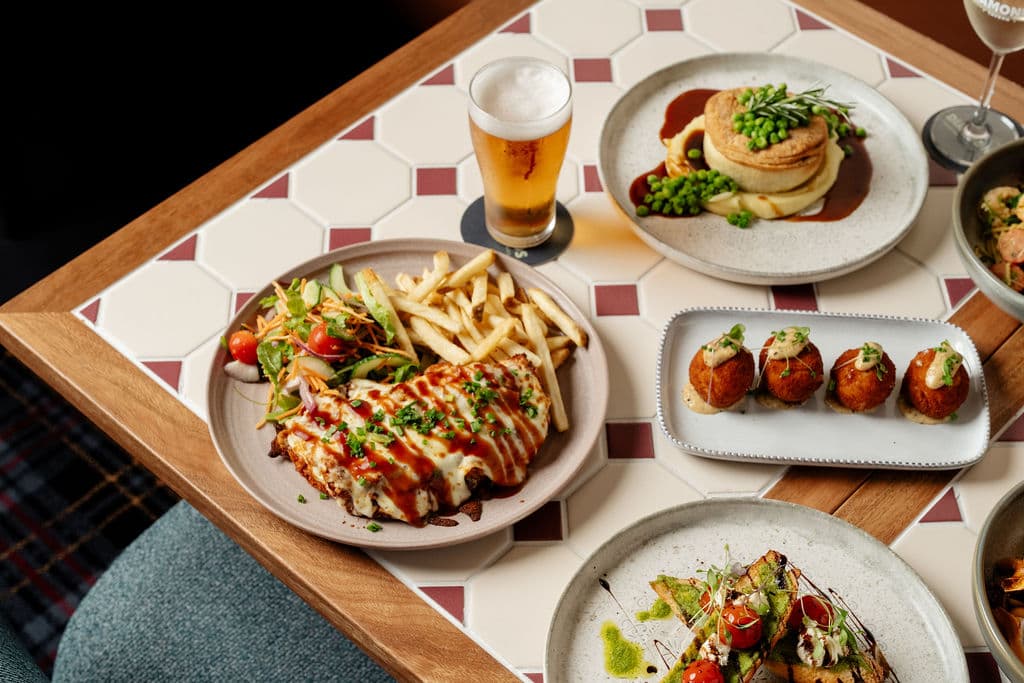 Diamonds Tavern — Robina, Gold Coast