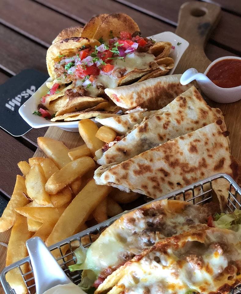 Merrimac Tavern & Cellarbrations Bottleshop — Robina, Gold Coast