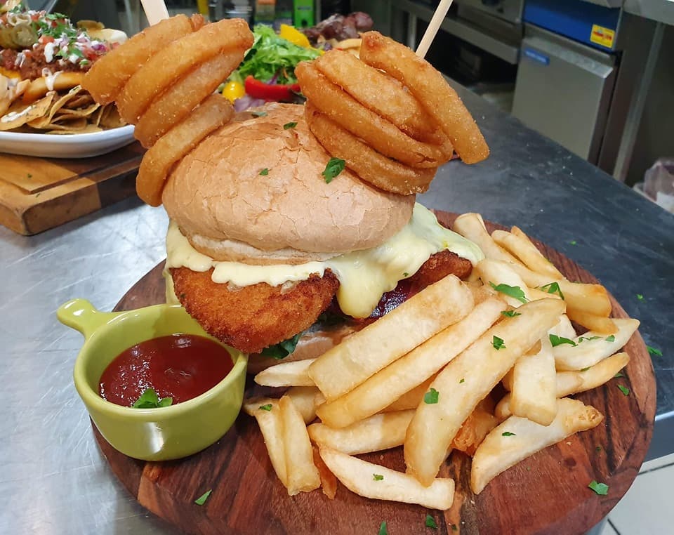 Merrimac Tavern & Cellarbrations Bottleshop — Robina, Gold Coast