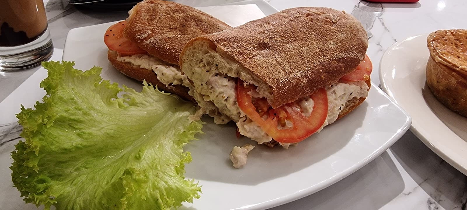 Le Bon Choix — Broadbeach, Gold Coast