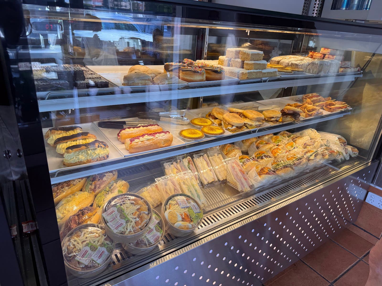 Blend Bake Brew (West Burleigh Bakery) — Burleigh Heads, Gold Coast
