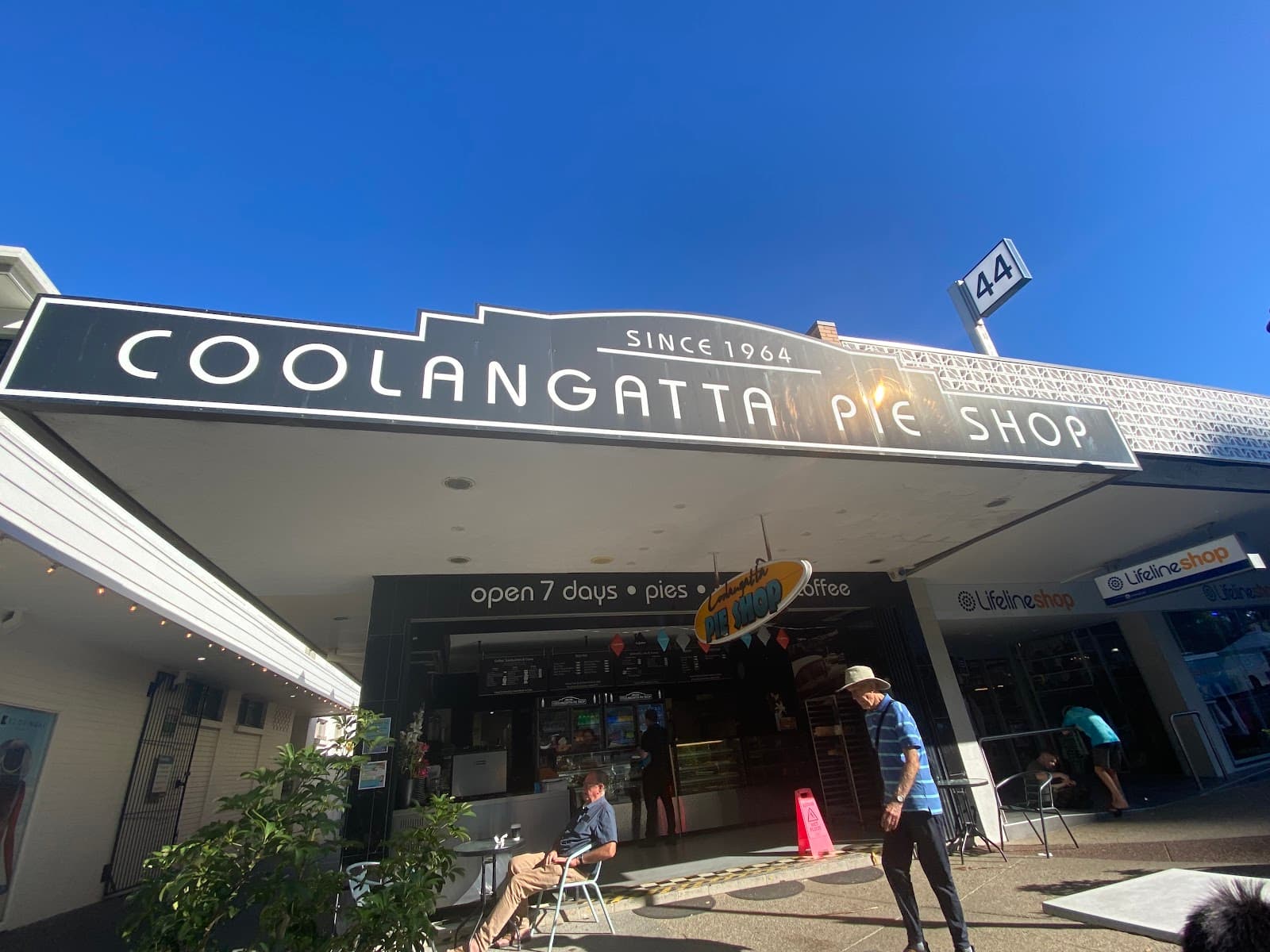 Coolangatta Pie Shop — Coolangatta, Gold Coast