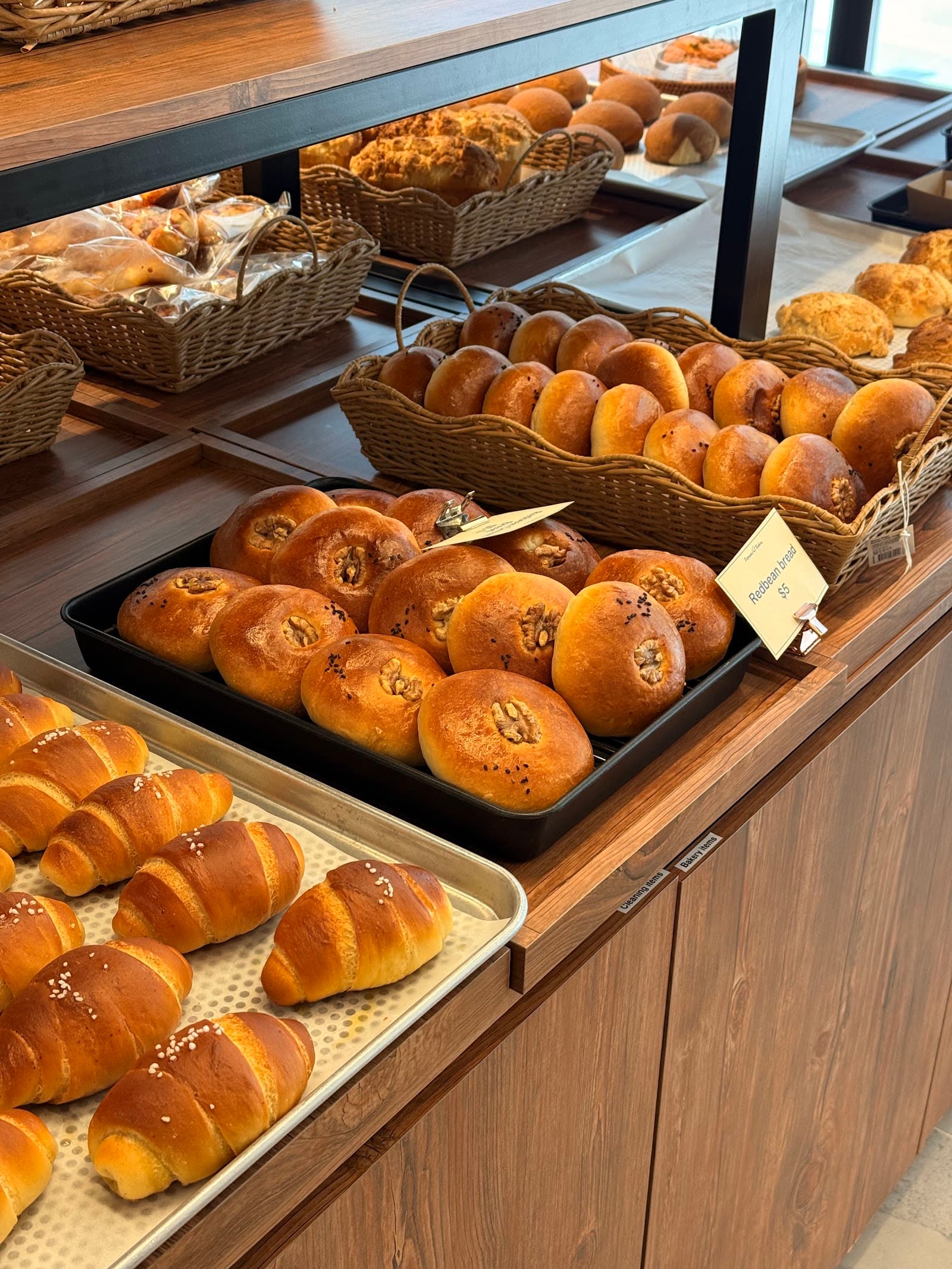 Peterpan Bakery & Dessert — Miami, Gold Coast