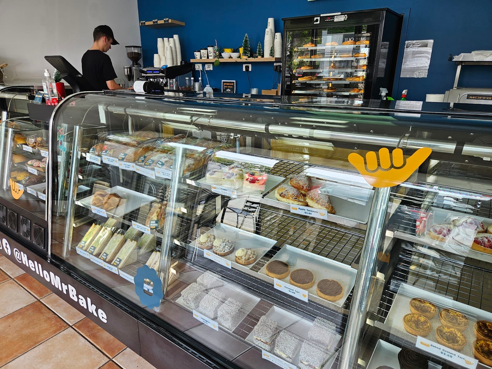 MR BAKE — Robina, Gold Coast