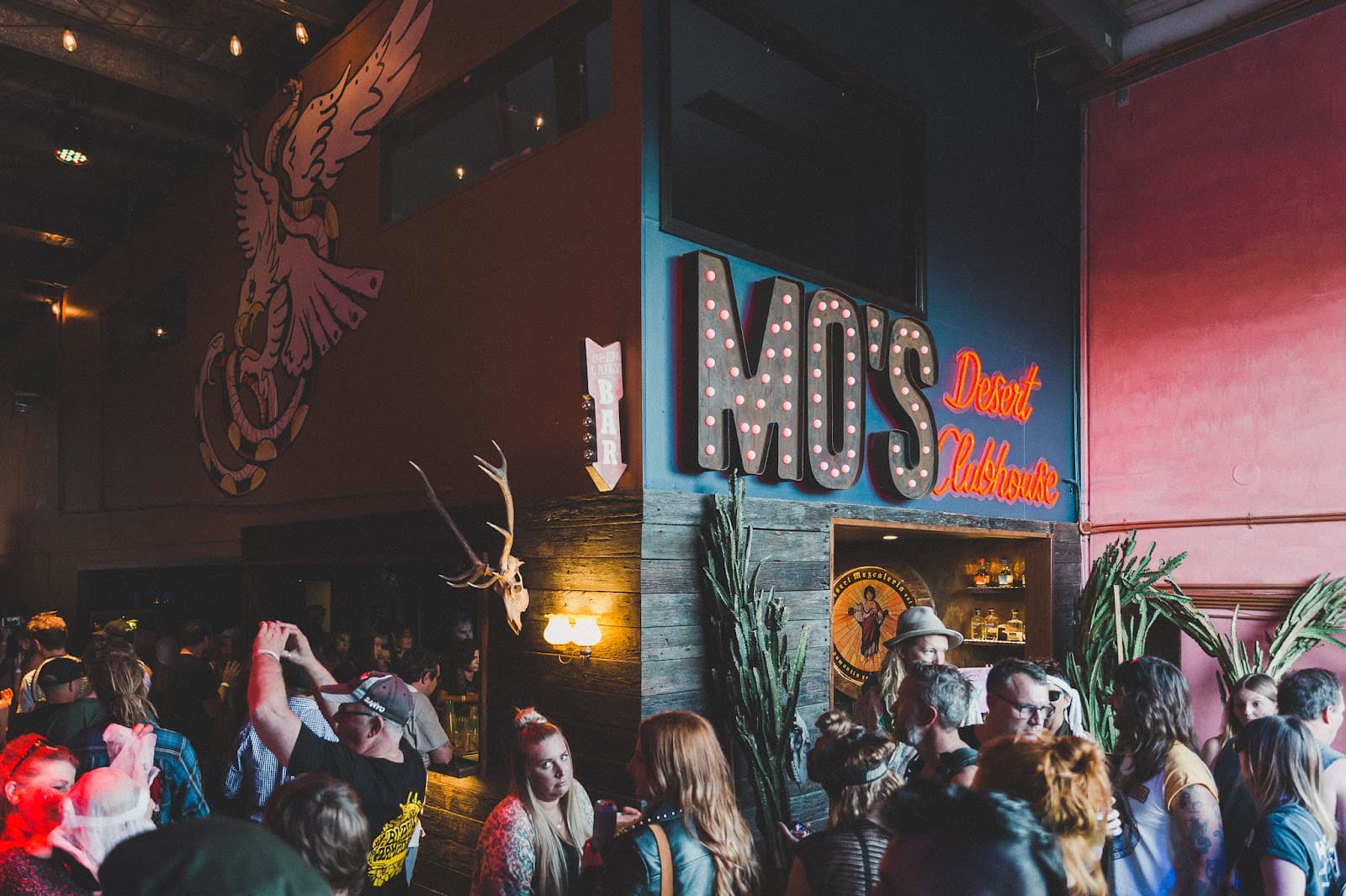 Mo's Desert Clubhouse — Miami, Gold Coast