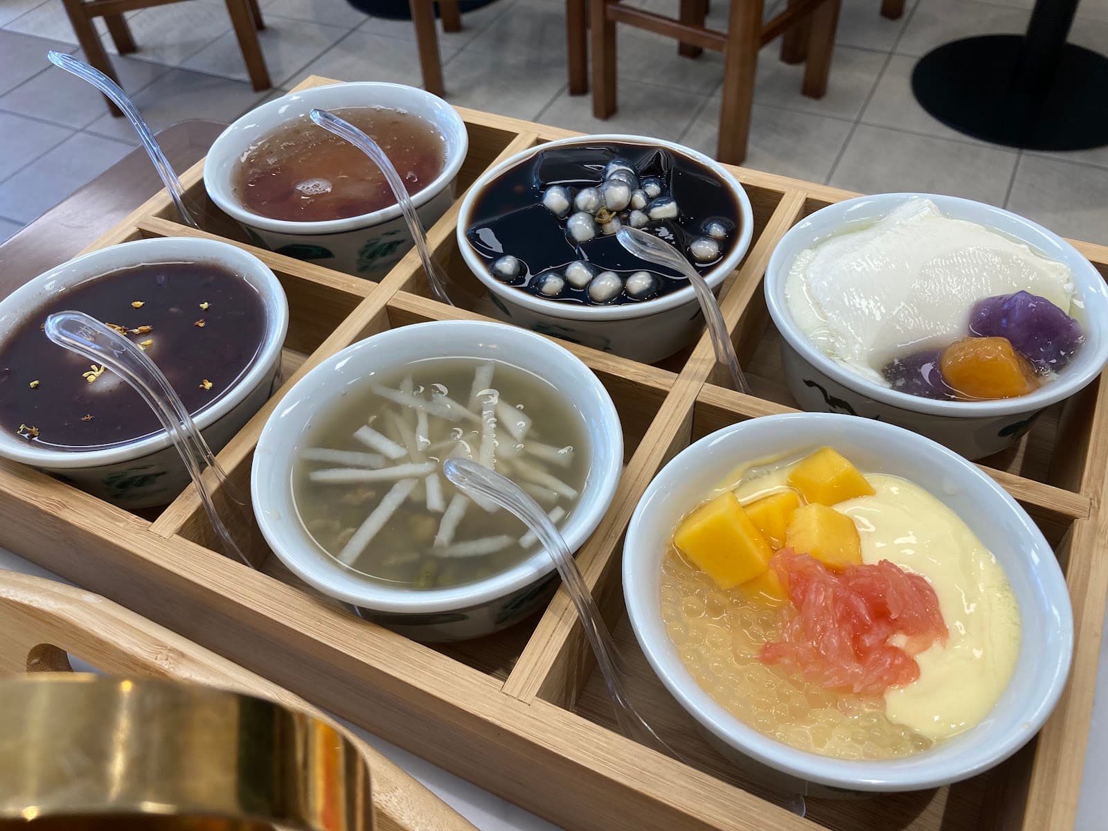Hong Kong Dessert 喜記甜品 糖水铺 — Hope Island, Gold Coast