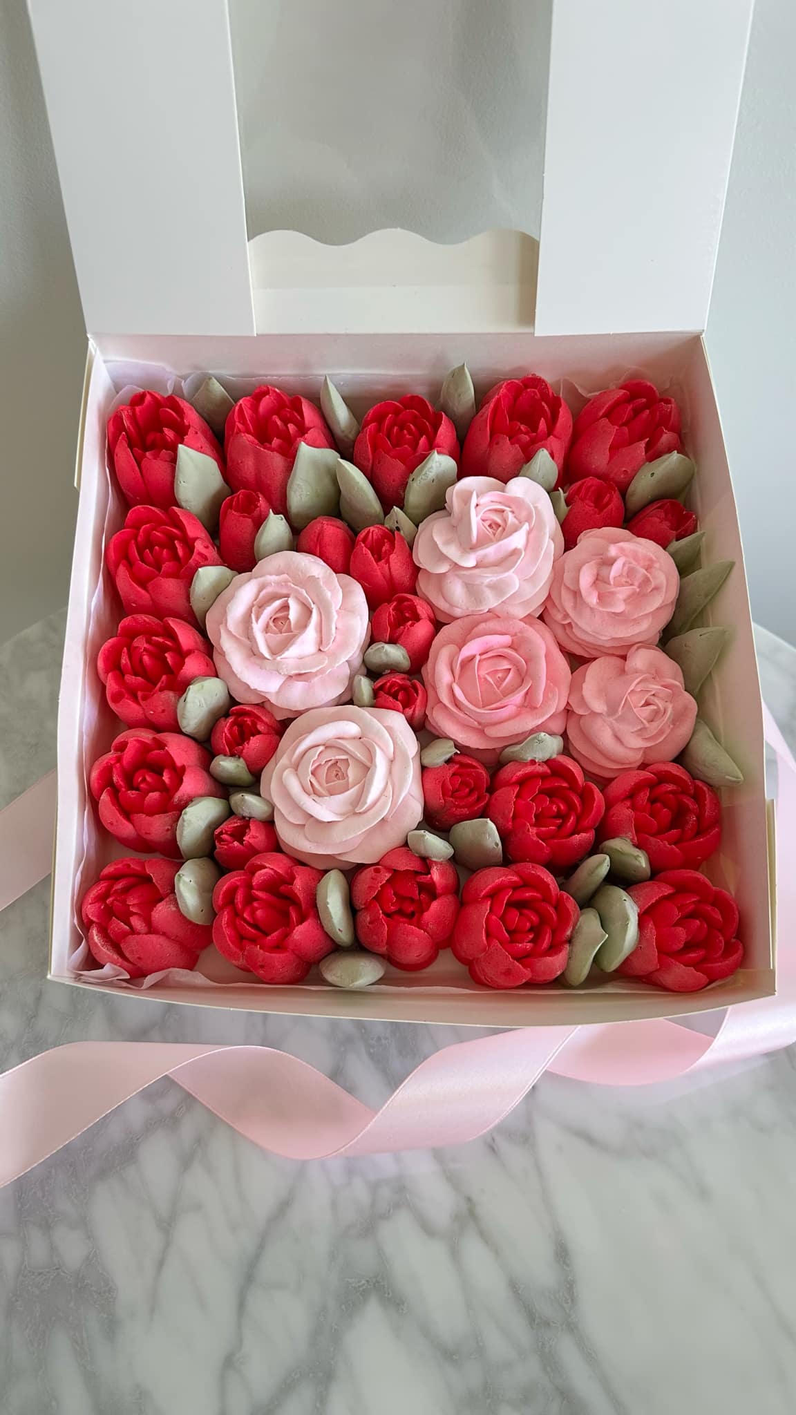 Polyavi Flower Cake — Mermaid Beach, Gold Coast