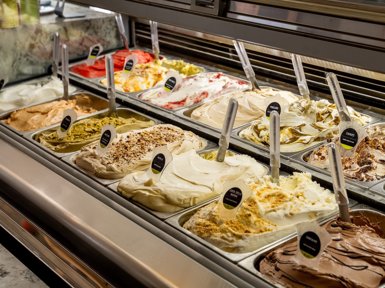 Gelato Gemelli Nobby Beach — Miami, Gold Coast