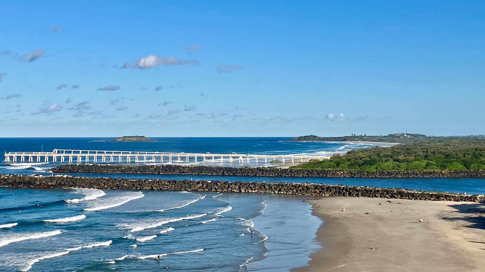 Captain Cook Memorial and Lighthouse — Coolangatta, Gold Coast