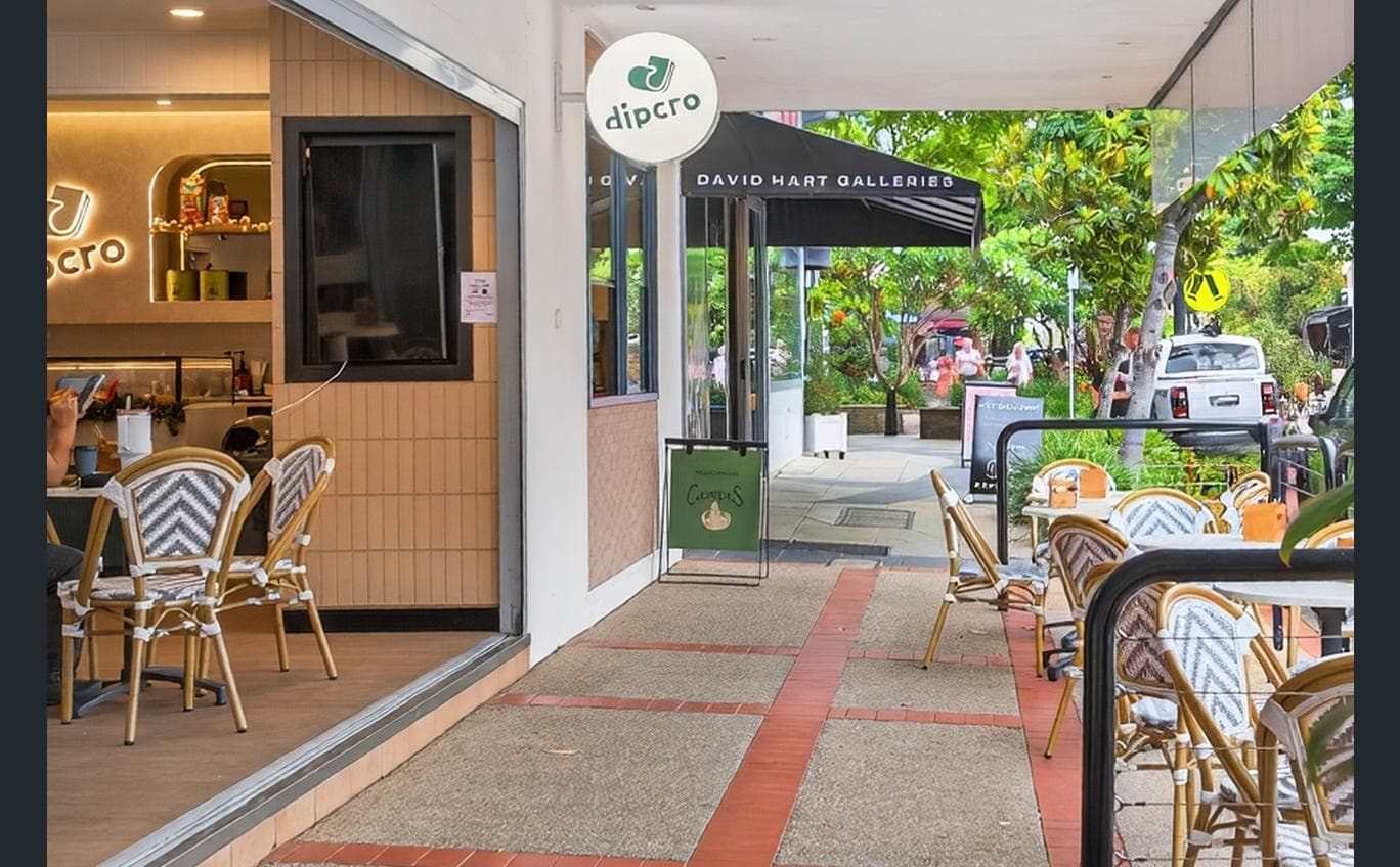 David Hart Galleries - Main Beach — Hope Island, Gold Coast