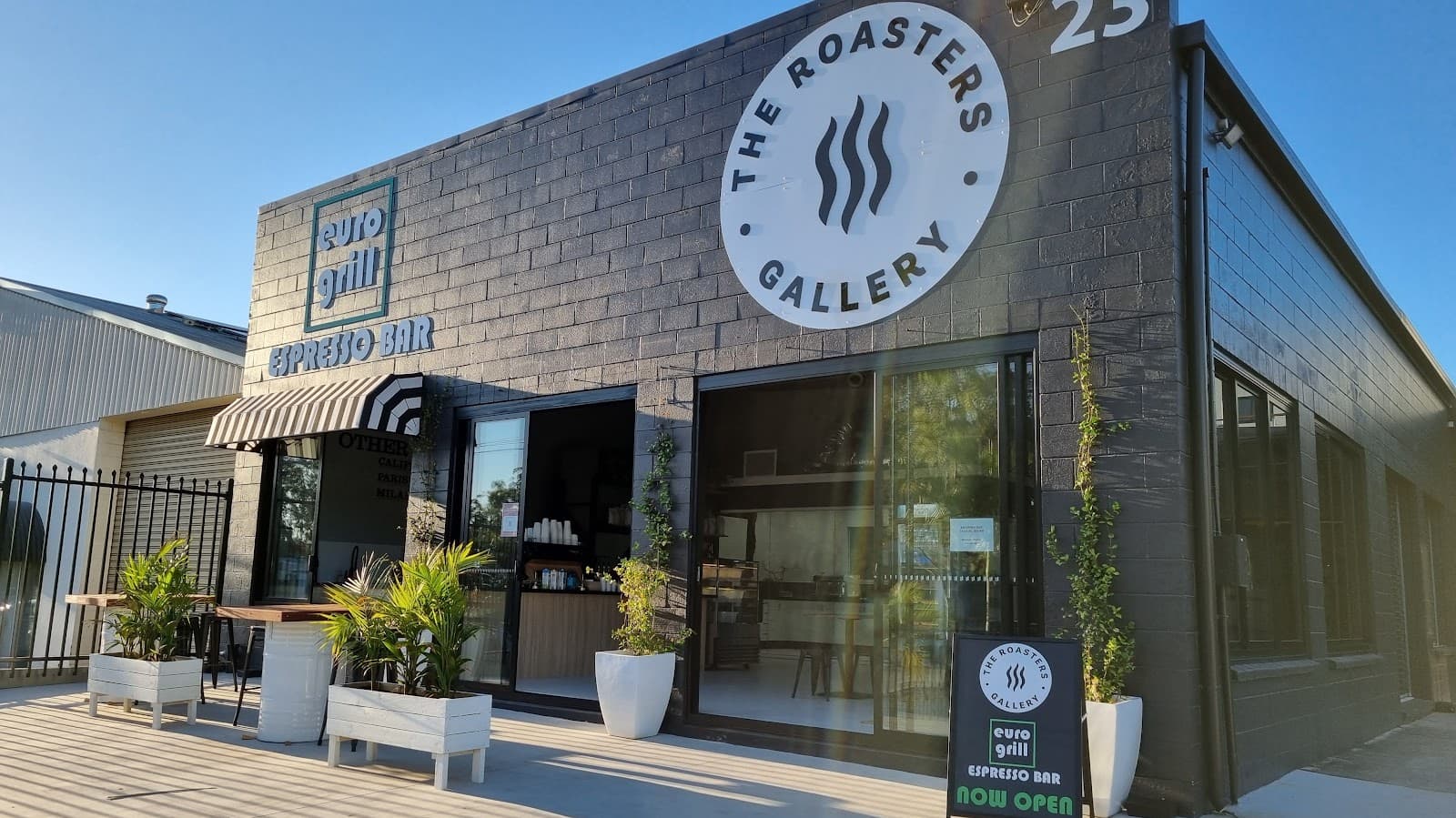 Roasters Gallery Cafe — Burleigh Heads, Gold Coast