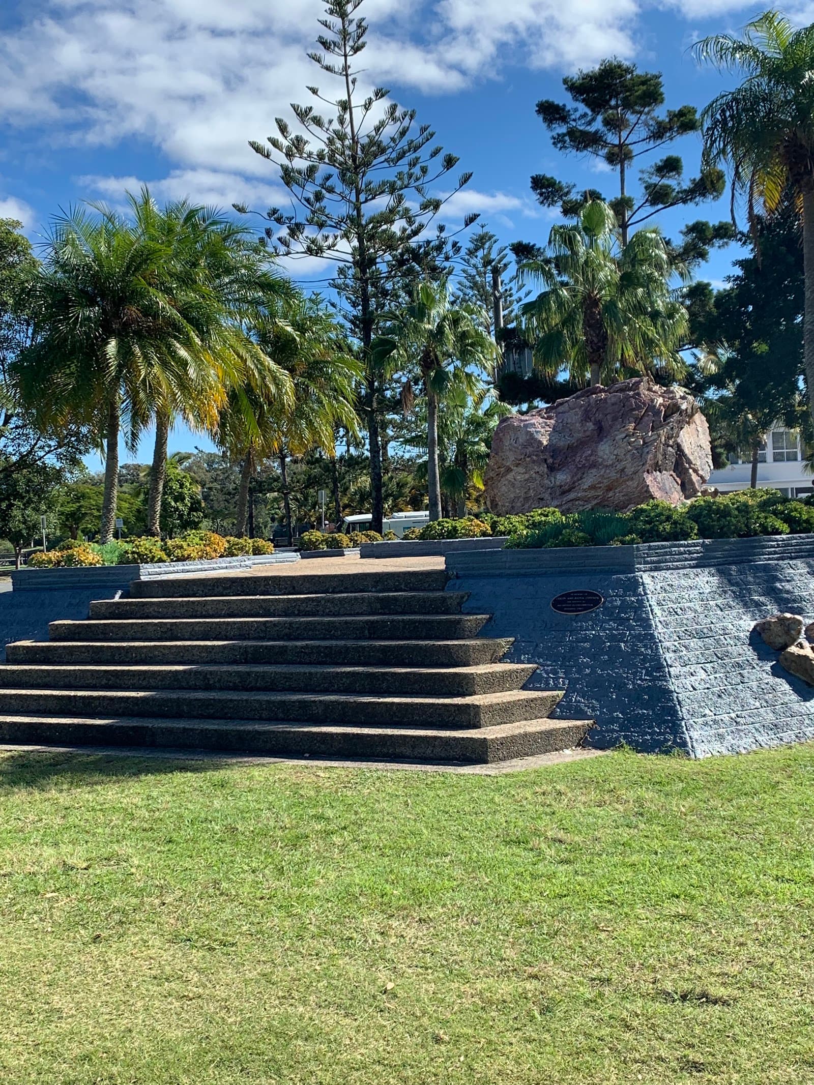 Chevron Island Park — Surfers Paradise, Gold Coast