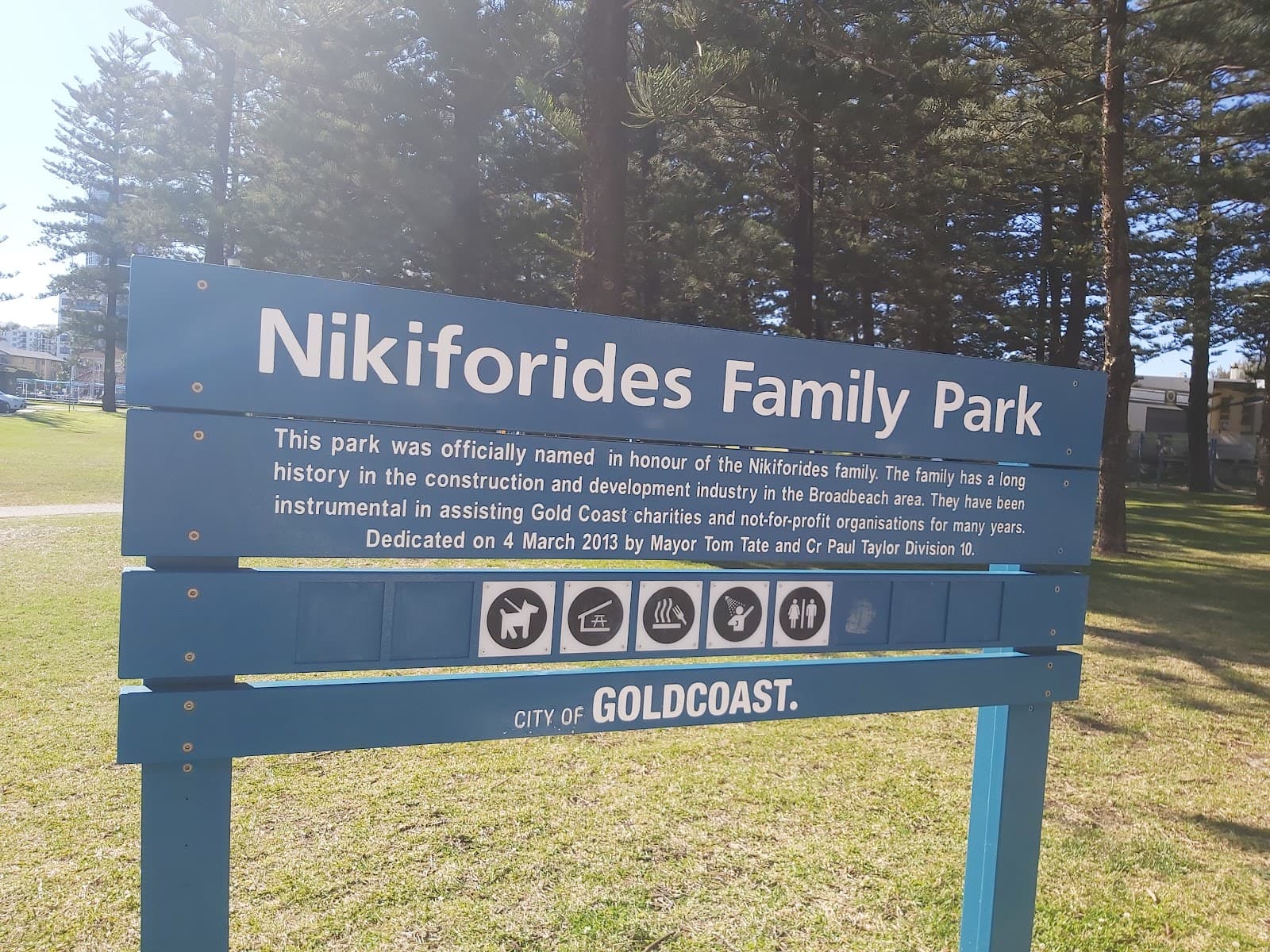 Nikiforides Family Park — Broadbeach, Gold Coast