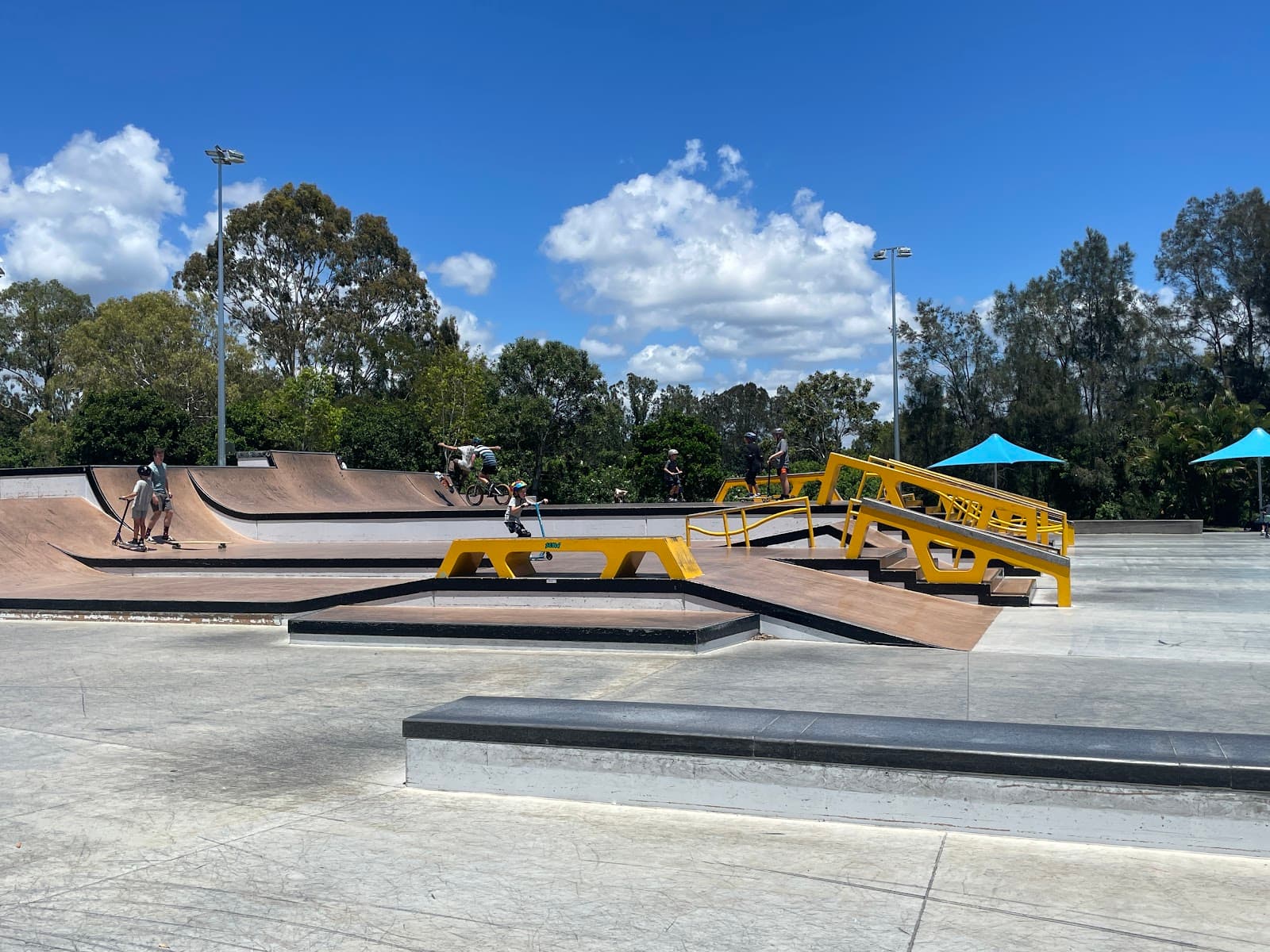 Pizzey Park Skatepark — Miami, Gold Coast