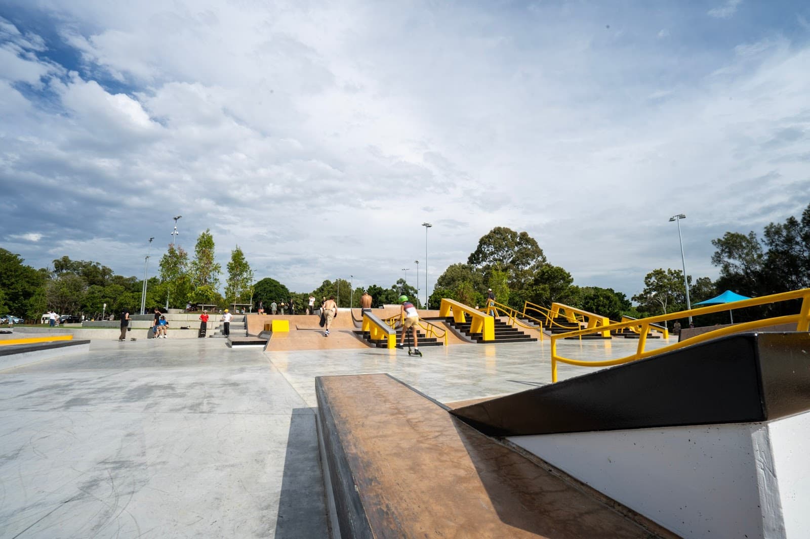 Pizzey Park Skatepark — Miami, Gold Coast