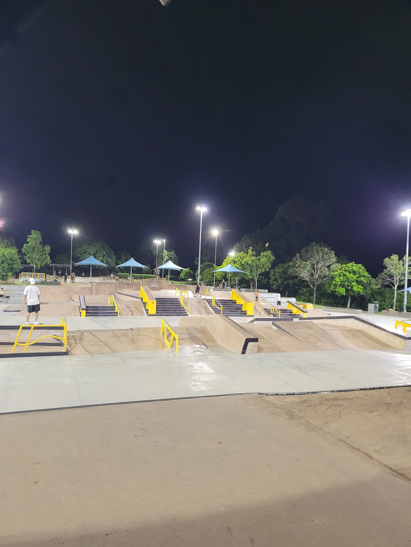 Pizzey Park Pump Track — Miami, Gold Coast