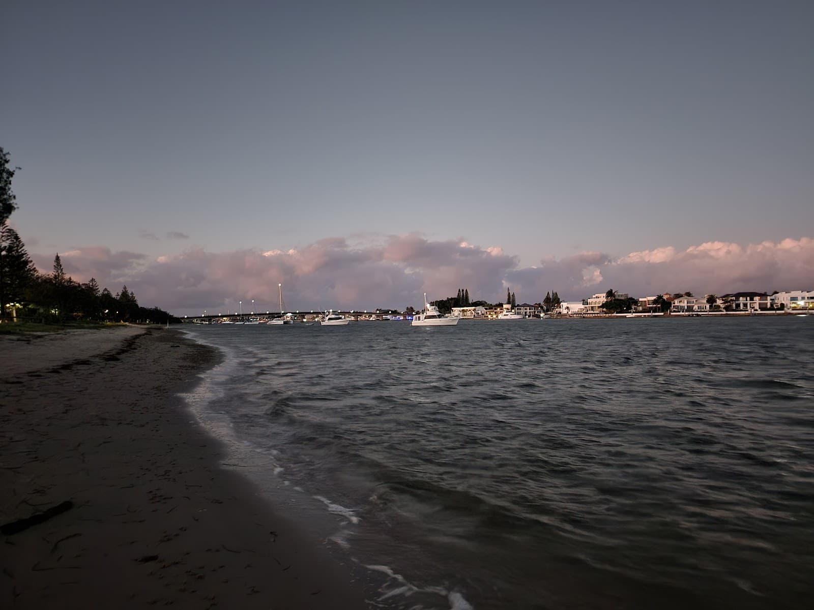 Paradise Point Parklands — Hope Island, Gold Coast