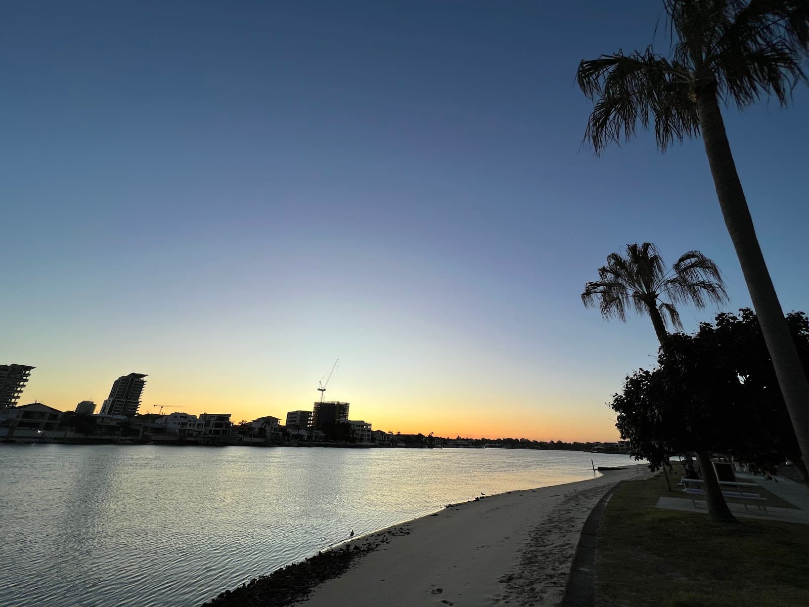 Budds Beach Surfers Paradise — Robina, Gold Coast