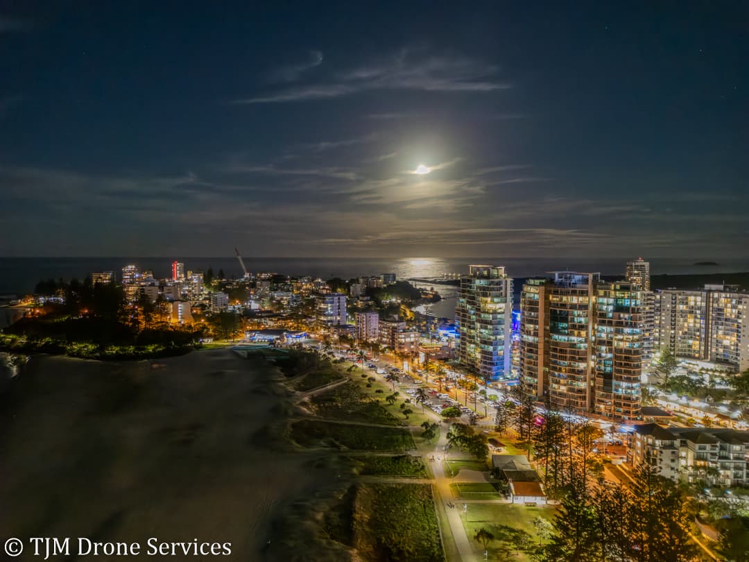 Coolangatta Beachfront — Coolangatta, Gold Coast