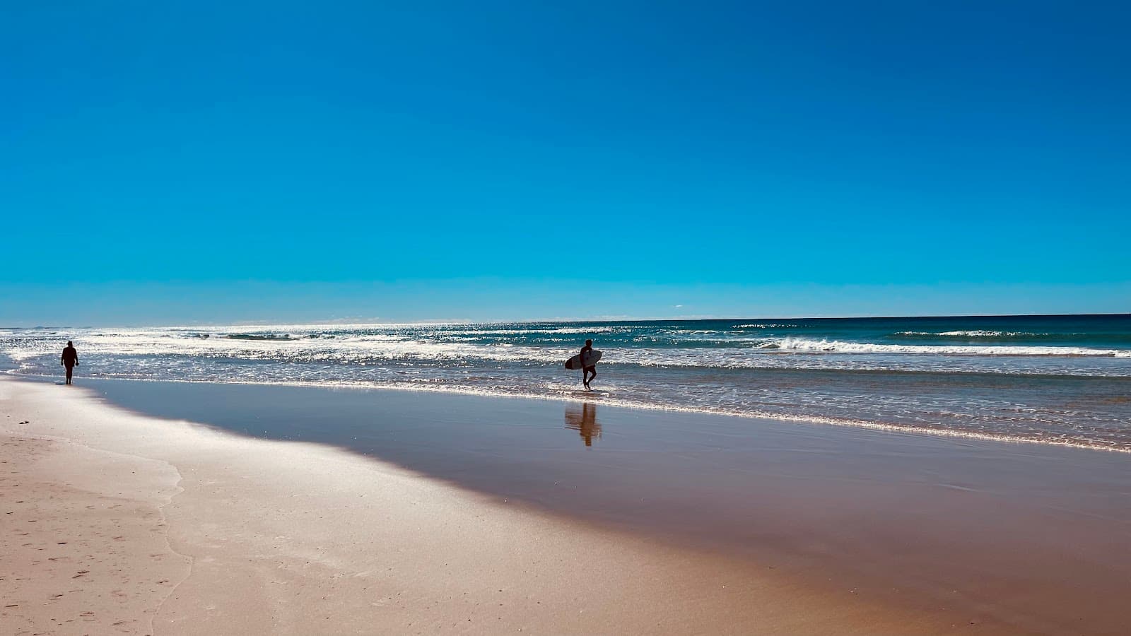 Lifeguard Tower 25 (Hilda Street) — Mermaid Beach, Gold Coast